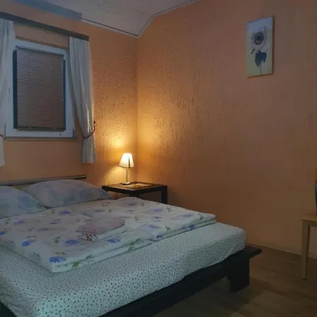 Hostel 